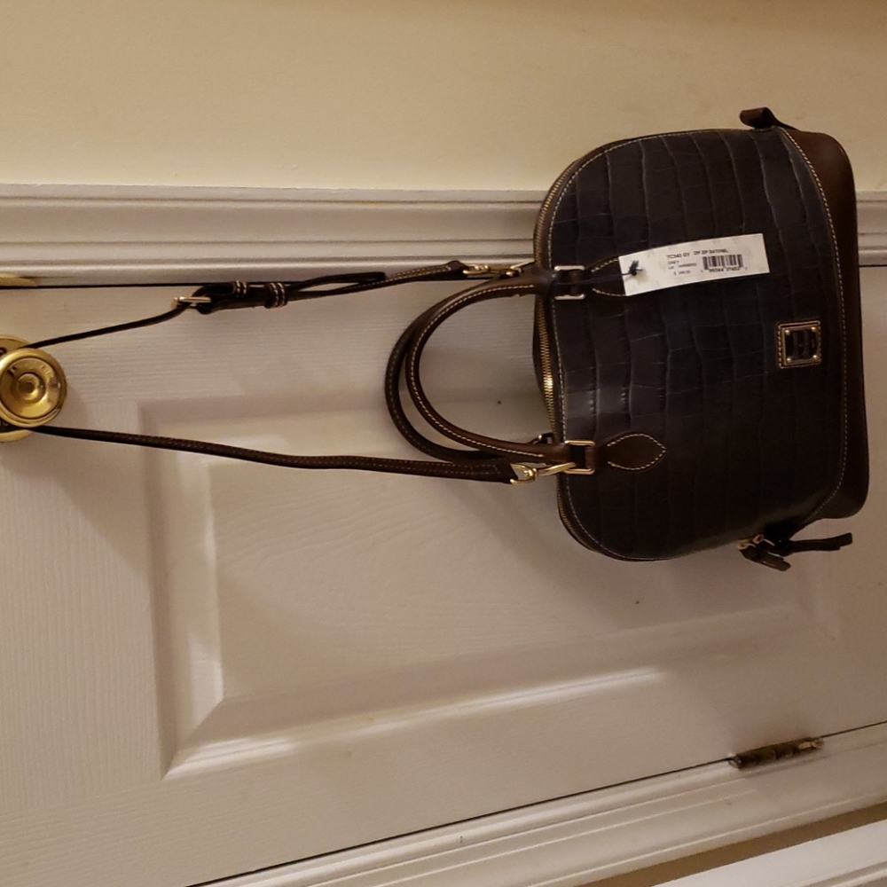 NWT Dooney & Bourke bag